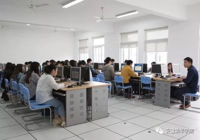 匠心筑夢，數字繪魂——走進動漫學院，探索創意與技術的交匯點
